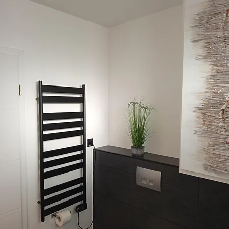 Aurora Apartment *